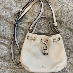 Cream Kate Spade Bucket Bag Crossbody